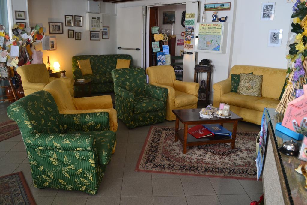 Hotel Alfredo'S ريميني المظهر الخارجي الصورة